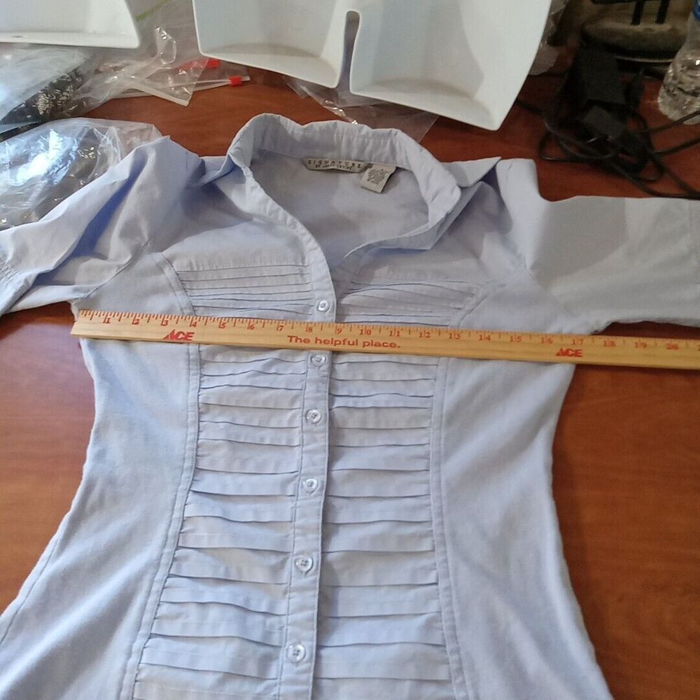 Signature By Larry Levine Shirt Women's Size Small Lt Blue Button Up 1 /2 Sleeve - Picture 5 of 12